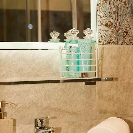 Apartament Ceres *